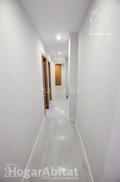 Foto 4d5046d0-bf27-453f-9bad-3f17cc7de91a. Piso totalmente reformado! impecable, luminoso y exterior con balcón en Valencia
