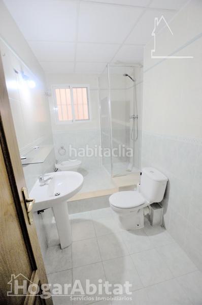 Foto 7568f05b-65b0-47c4-a5ae-eabd22f9eee8. Piso totalmente reformado! impecable, luminoso y exterior con balcón en Valencia