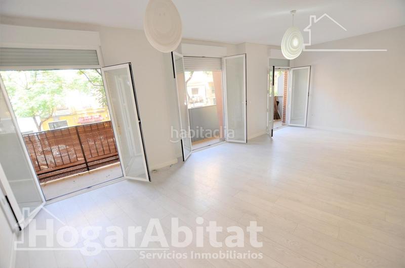 Foto 83a64aa5-9dee-4162-8471-47aeffb30041. Piso totalmente reformado! impecable, luminoso y exterior con balcón en Valencia