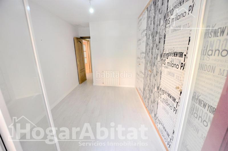 Foto 9f2f9dcf-426d-4ac0-b134-ccb73f3f8c45. Piso totalmente reformado! impecable, luminoso y exterior con balcón en Valencia
