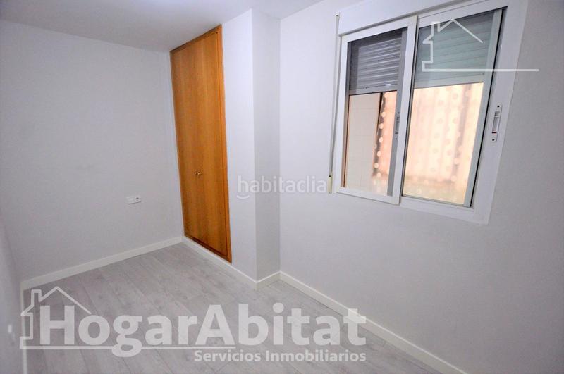 Foto b1d61f1d-c593-4772-b1f0-bae6bd82c419. Piso totalmente reformado! impecable, luminoso y exterior con balcón en Valencia