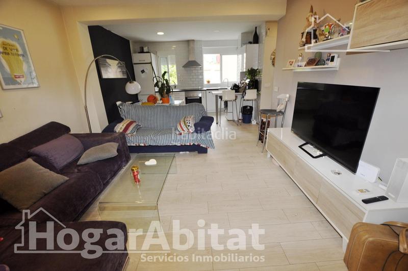 Foto 6280782b-56e9-4138-bdad-de303387abaf. Piso totalmente reformado, impecable y muy luminoso con balcón en Valencia