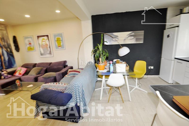 Foto 8f4f6f58-f61d-43e2-ae9f-a8d3c1f45b41. Piso totalmente reformado, impecable y muy luminoso con balcón en Valencia