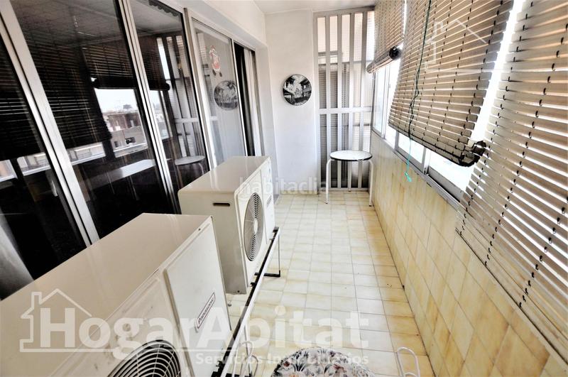 Foto 59e9ef22-5e08-434f-90c0-5529cff4a868. Piso excelente ubicación! amplio, alto y exterior con balcón en Valencia