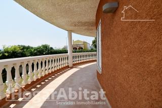Chalet in Daimús. Magnífico chalet! amplio y luminoso con gran terraza y garaje