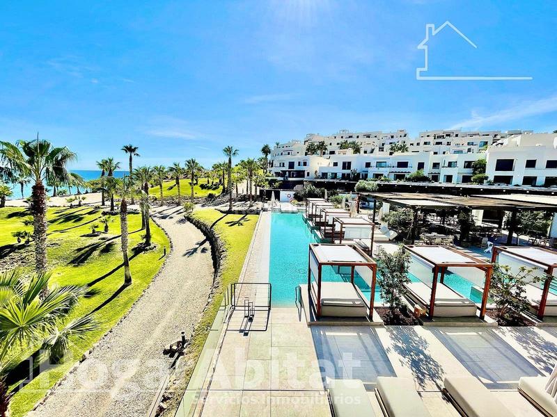Foto 4bee3b9c-ac41-4a95-8891-bfad56af6b7e. Piso vistas espectaculares al mar! amplio y exterior en residencial con piscina y terraza en Mojácar