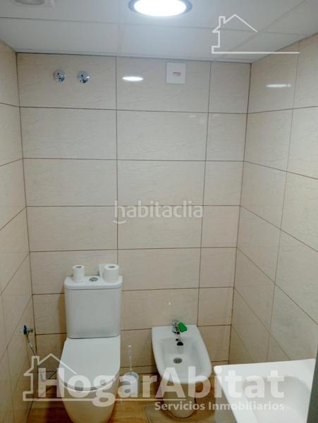 Foto 1c258126-7a19-48c8-b238-c4306c0b3915. Piso muy amplio y reformado junto al centro de salud en Alzira