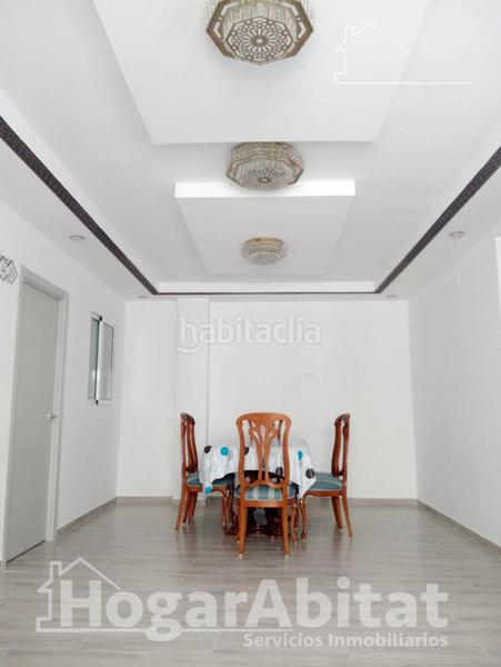 Foto 647b766d-3d66-42d6-b78a-8e9dccd79b74. Piso muy amplio y reformado junto al centro de salud en Alzira