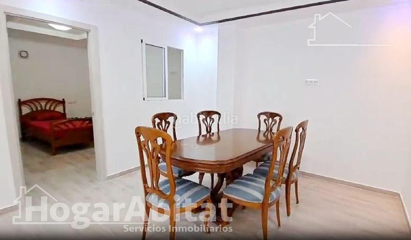 Foto 7a8dca62-8369-42a5-8ff0-4245bd20588a. Piso muy amplio y reformado junto al centro de salud en Alzira