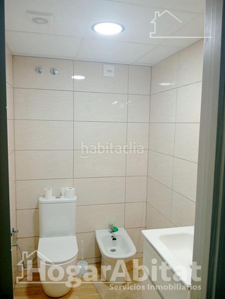 Foto aed01eea-640a-4718-8803-1be8b41aada3. Piso muy amplio y reformado junto al centro de salud en Alzira