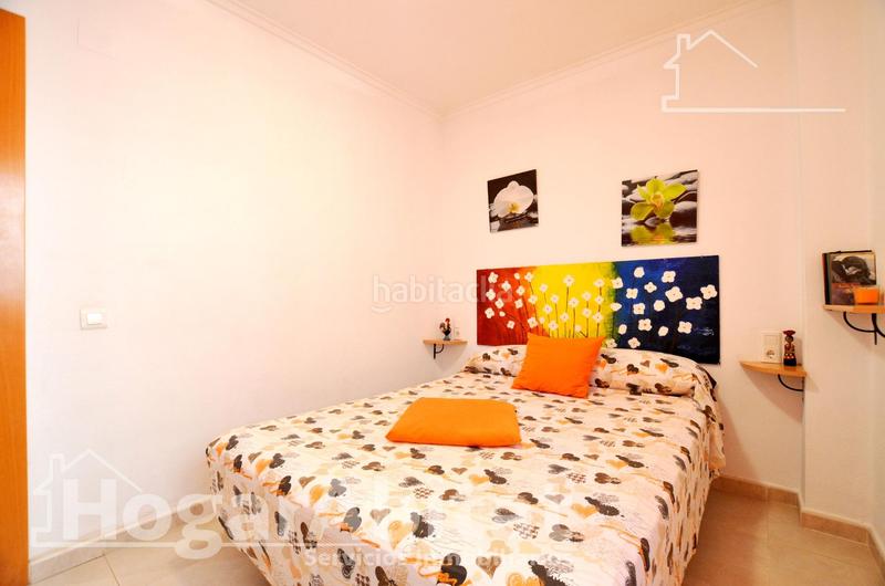 Foto b4f0c27c-ff5d-4e7d-8528-2cacc3fa67e0. Piso playa de daimuz! bajo esquinero y luminoso con parking y gran terraza en Daimús