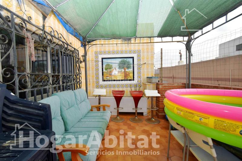 Foto 37c1d514-4511-48be-9af7-d86b4ee31d7d. Ático  semireformado con dos trasteros, terraza y barbacoa en Catarroja
