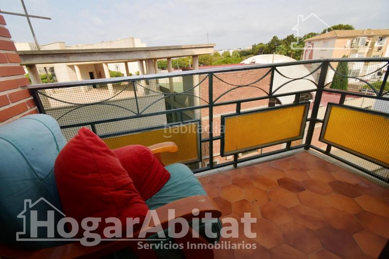 Foto 4d1097fe-ea31-4e2e-8ae0-d41e08b1c985. Ático  semireformado con dos trasteros, terraza y barbacoa en Catarroja