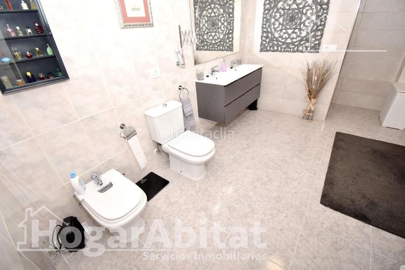 Foto 49b343c1-577d-428c-8b10-2a1e6aee3099. Chalet espectacular chalet de lujo con garaje, dos terrazas y parcela en Vall d´Uixó (la)