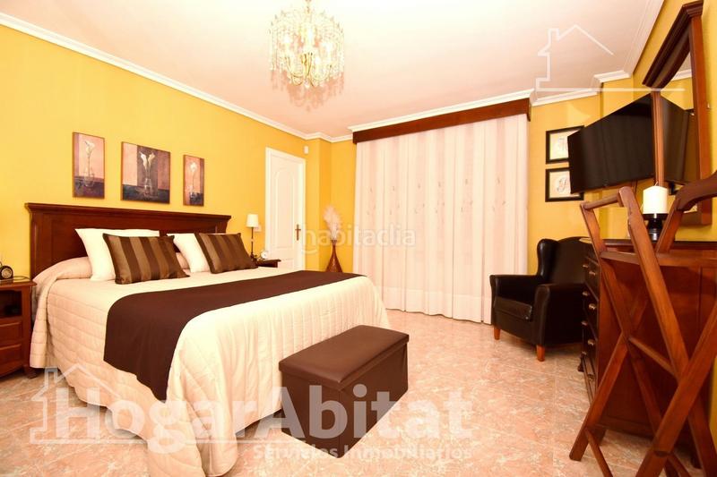 Foto 4a47347f-e321-41de-88e8-9768b81e15f8. Chalet espectacular chalet de lujo con garaje, dos terrazas y parcela en Vall d´Uixó (la)