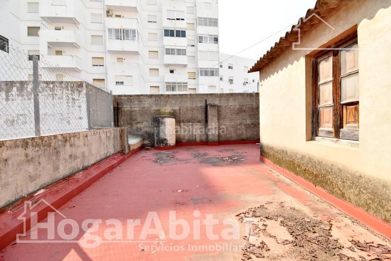 Foto c7c1e877-001d-4101-8226-9f0dc15c4f1a. Casa espaciosa casa con dos terrazas en el centro en Tavernes de la Valldigna