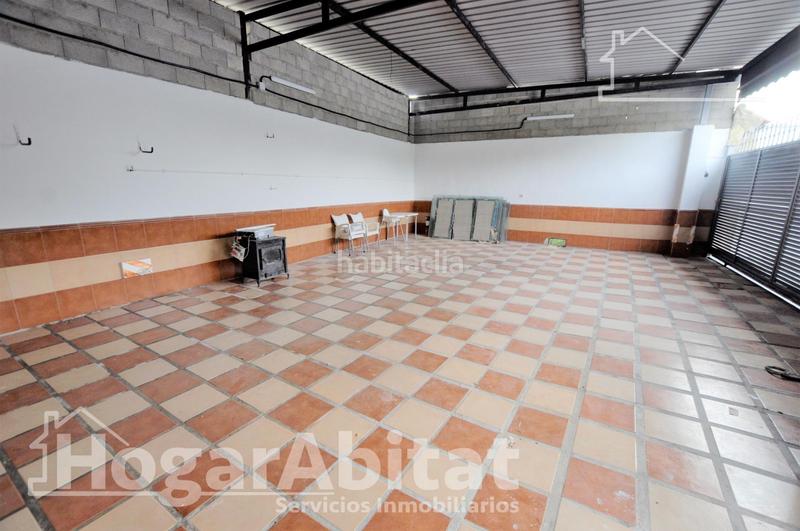 Foto 11a0b1a3-9878-4131-bc08-1bc930c1b45f. Chalet  espectacular! reformado y amplio con piscina privada, garaje y parcela en Cheste