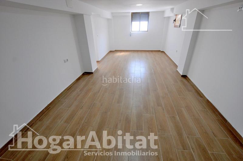 Foto 17175136-357d-429a-a7f3-e7b3774e4c1d. Chalet  espectacular! reformado y amplio con piscina privada, garaje y parcela en Cheste