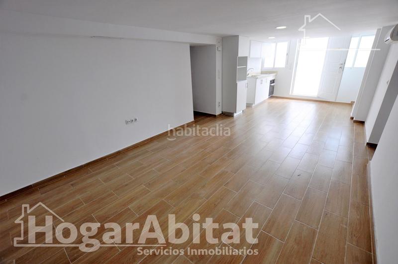 Foto 2b16a3d1-03cc-4347-9ba3-7a661b1579f6. Chalet  espectacular! reformado y amplio con piscina privada, garaje y parcela en Cheste
