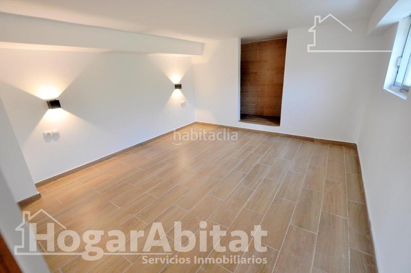 Foto a7b4bb92-a0db-41a1-96e9-9d5d25a7e4df. Chalet  espectacular! reformado y amplio con piscina privada, garaje y parcela en Cheste