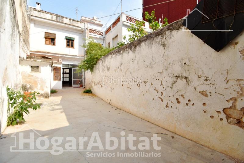 Foto 2a1c1b46-d938-4c05-8a30-a658f233cf17. Casa espaciosa casa con dos terrazas en el centro en Tavernes de la Valldigna