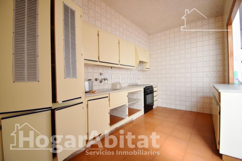 Foto 3bb1cad4-2ae1-4da9-b848-d635849e3df9. Casa espaciosa casa con dos terrazas en el centro en Tavernes de la Valldigna