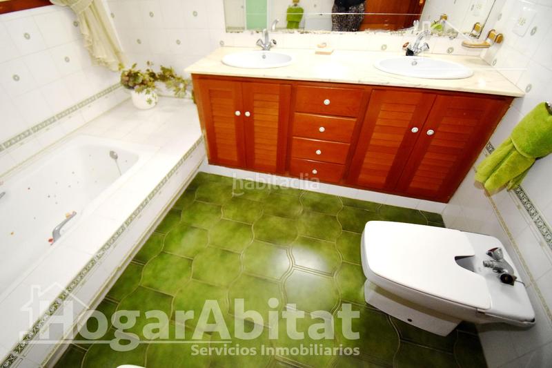 Foto 0b0ff459-8907-4262-9802-9b6b26ff0c3b. Chalet gran chalet! luminoso con piscina privada, garaje y parcela en Castellón de la Plana