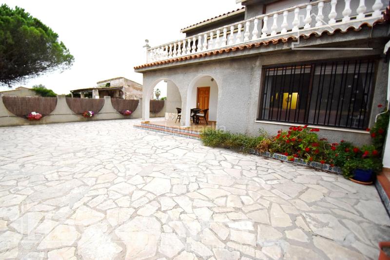 Foto 45681d99-d95c-416f-90bf-6947546b64da. Chalet gran chalet! luminoso con piscina privada, garaje y parcela en Castellón de la Plana