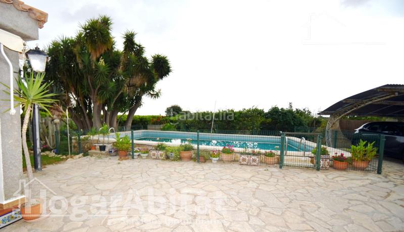 Foto 4a358802-59c8-4e21-b700-a3ca7556f92e. Chalet gran chalet! luminoso con piscina privada, garaje y parcela en Castellón de la Plana