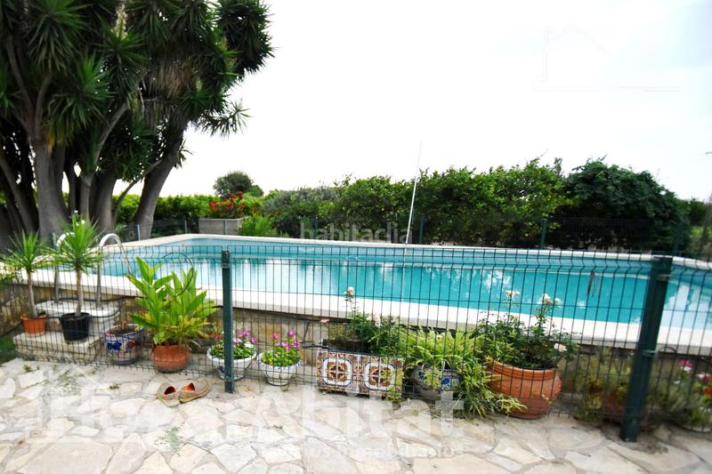 Foto bbb82c1c-3bbe-41e8-a6d3-9430e743b6de. Chalet gran chalet! luminoso con piscina privada, garaje y parcela en Castellón de la Plana