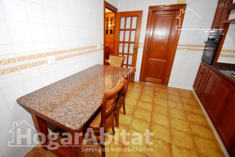 Foto c596f55b-c89d-4a73-bb3b-a926ff36c981. Chalet gran chalet! luminoso con piscina privada, garaje y parcela en Castellón de la Plana