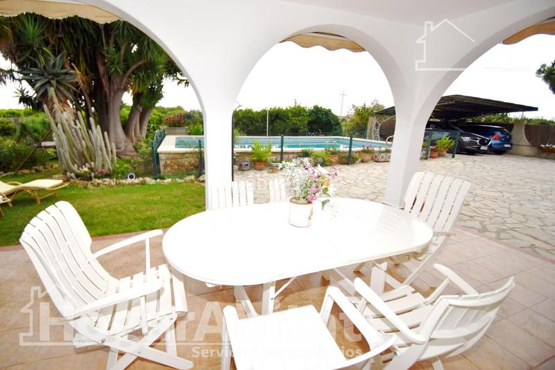 Foto f65bf82f-6975-483b-ba07-82608b80e638. Chalet gran chalet! luminoso con piscina privada, garaje y parcela en Castellón de la Plana