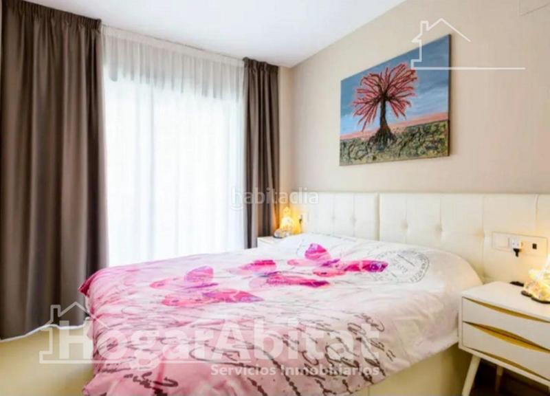 Foto 2db8cf9c-edc3-408d-b512-47ceb6d56986. Piso vistas laterales al mar! seminuevo en residencial en 1 línea con piscina, terraza y garaje en Oropesa del Mar