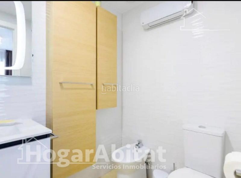 Foto 6d108b69-3613-454b-941f-46725151f472. Piso vistas laterales al mar! seminuevo en residencial en 1 línea con piscina, terraza y garaje en Oropesa del Mar