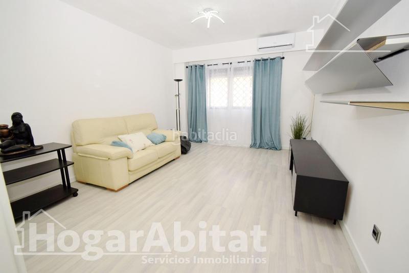 Foto 0399442a-f665-4f22-9f85-efe358b12f30. Piso amplio y luminoso con garaje y terraza en Aldaia