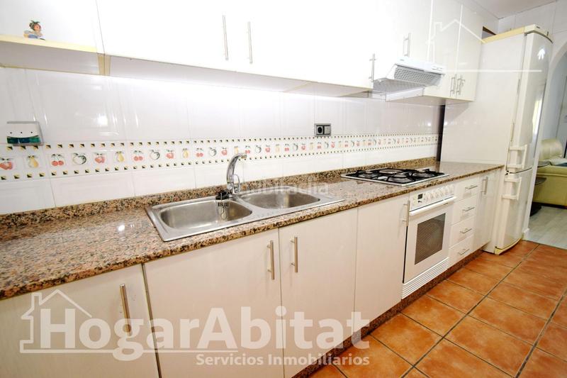 Foto ad877286-a9ab-49ca-aed6-30418bd9bca2. Piso amplio y luminoso con garaje y terraza en Aldaia