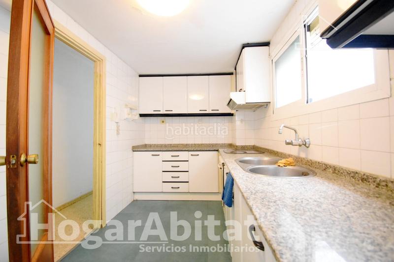 Foto c4cbda9d-e4d3-4e08-ae89-d819b281839b. Piso muy amplio con terraza junto a la estación de autobuses en Dénia