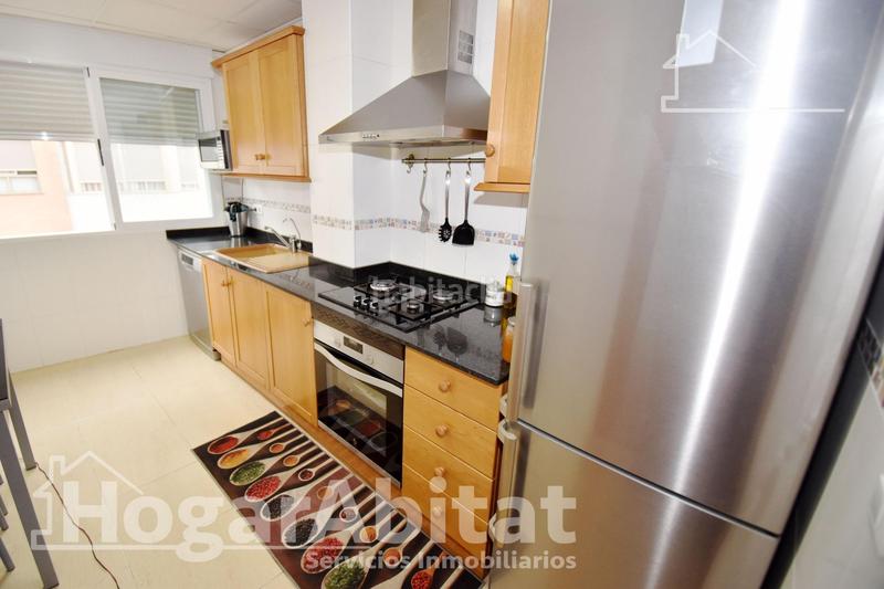 Foto 23d83d19-4394-4bb1-8867-d52a1a2d88fb. Piso ubicación inmejorable! amplio, exterior y muy luminoso con garaje y trastero en Villarreal / Vila - real