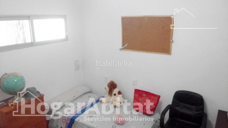 Foto 16aa0966-444b-4421-8179-f33d07d34a09. Piso muy amplio con garaje y terraza en el centro en Alcácer