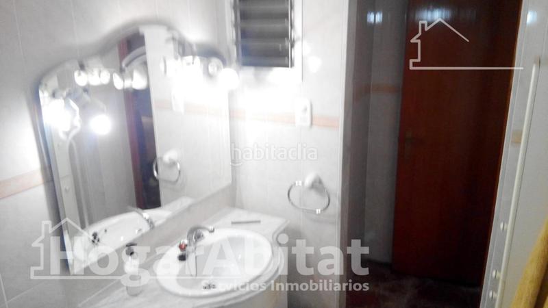Foto 95913c28-1ffa-44a2-9c0c-c33e02dfa5f7. Piso muy amplio con garaje y terraza en el centro en Alcácer