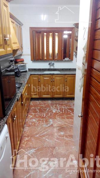 Foto a383f33f-61cc-4df3-9c6a-fb979ce7b135. Piso muy amplio con garaje y terraza en el centro en Alcácer