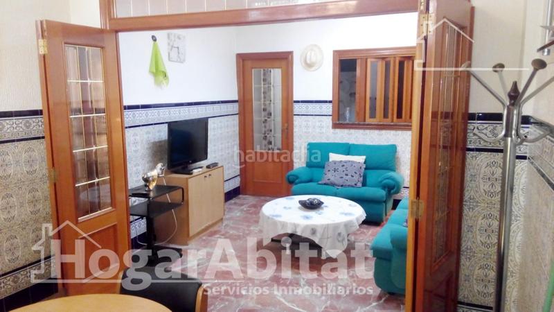 Foto f3e6fd97-c5df-496b-bfa5-9e4ed242515c. Piso muy amplio con garaje y terraza en el centro en Alcácer
