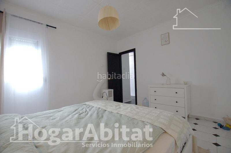 Foto f81ff8ae-3827-44ca-a034-468b36c780cc. Pis a pueblo de Cullera Cullera