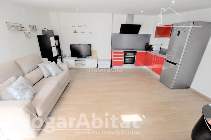 Foto 44eee0e5-de77-4d33-a34b-2d028bdea01e. Casa preciosa casa reformada de alta calidad con terraza cerca de la estación del tren en Aldaia