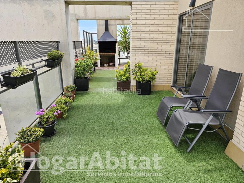 Foto 0c03fcff-4b05-401b-a4e7-08b42c9dab90. Ático magnifico ático seminuevo con dos garajes, dos trasteros y piscina en Paterna