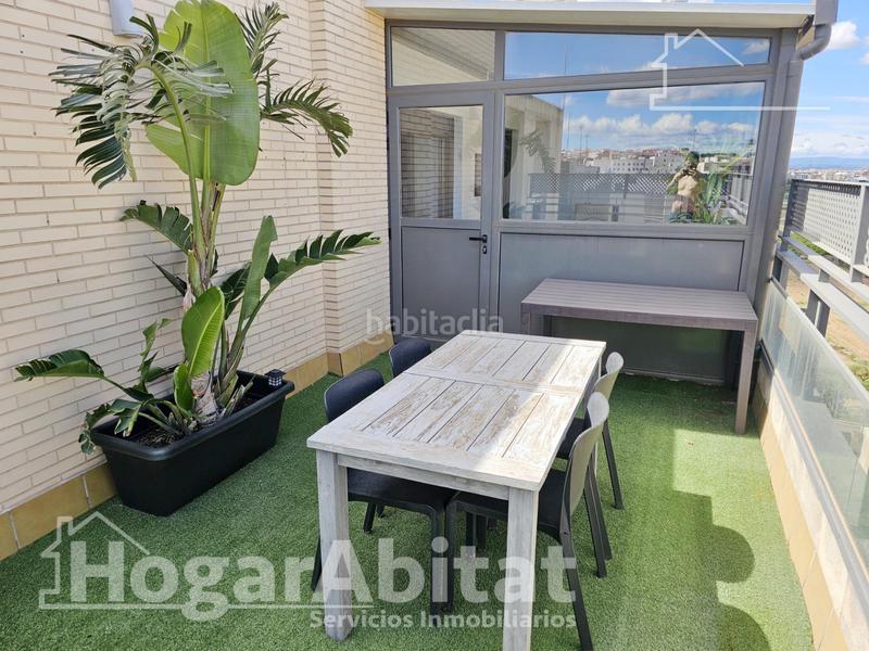 Foto 4e0aeaa0-589f-4a32-98e3-a54835aaefc9. Ático magnifico ático seminuevo con dos garajes, dos trasteros y piscina en Paterna