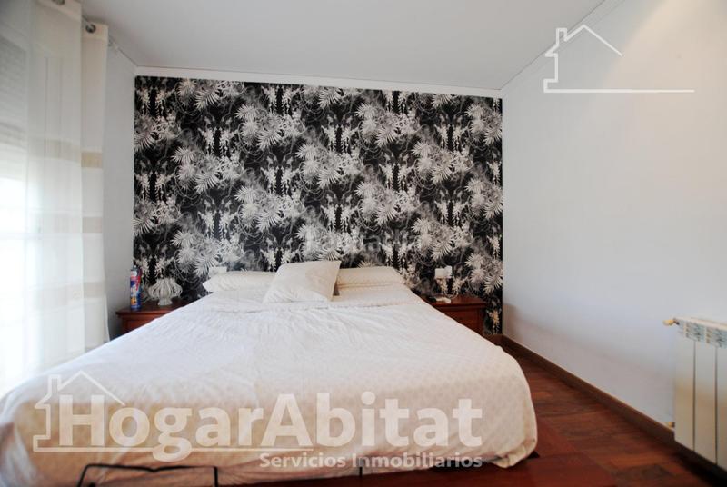 Foto 28d041b4-8510-410f-becd-6ee4478049ef. Chalet  con piscina, garaje, terraza y barbacoa en Gandia