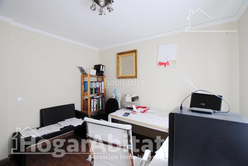 Foto 38f068f4-eacc-45ff-9936-1eedfe6d12c2. Chalet  con piscina, garaje, terraza y barbacoa en Gandia