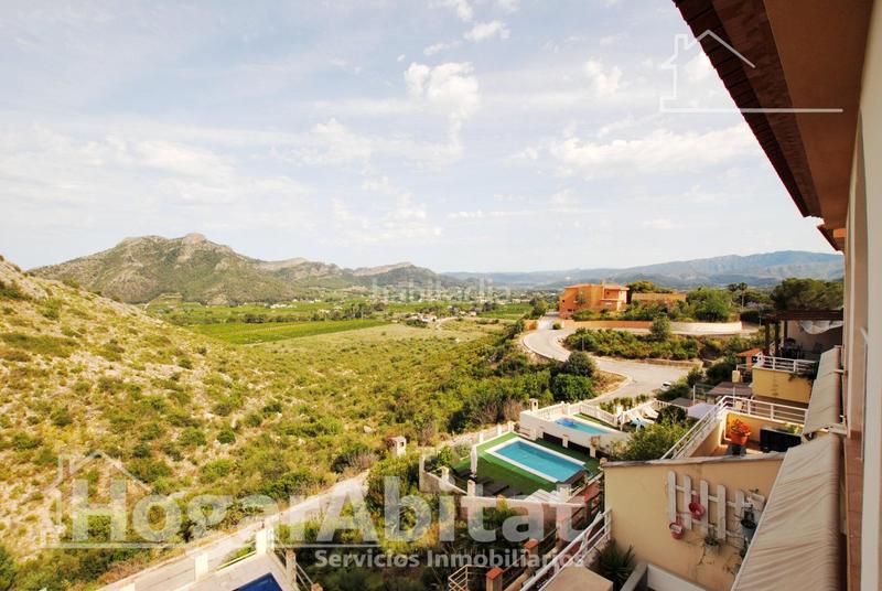 Foto 8b054b5c-f058-4df4-aac5-d606f0d6990f. Chalet  con piscina, garaje, terraza y barbacoa en Gandia