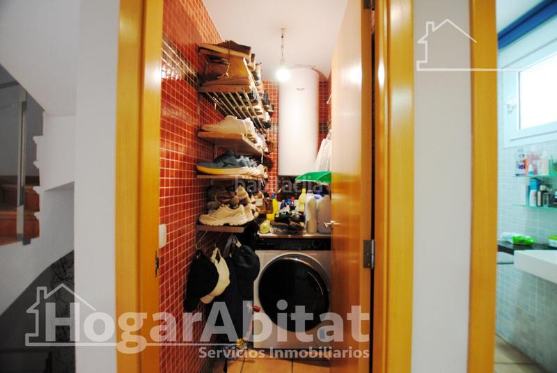 Foto b3f1e0b4-2512-465c-b104-42ac3c3e72f9. Chalet  con piscina, garaje, terraza y barbacoa en Gandia